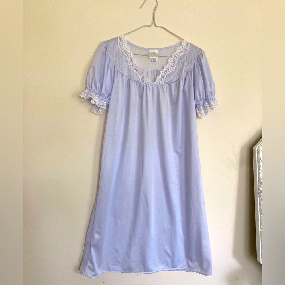 Vintage 1970s Katz Made In Usa Whisper Blue Short Nightgown